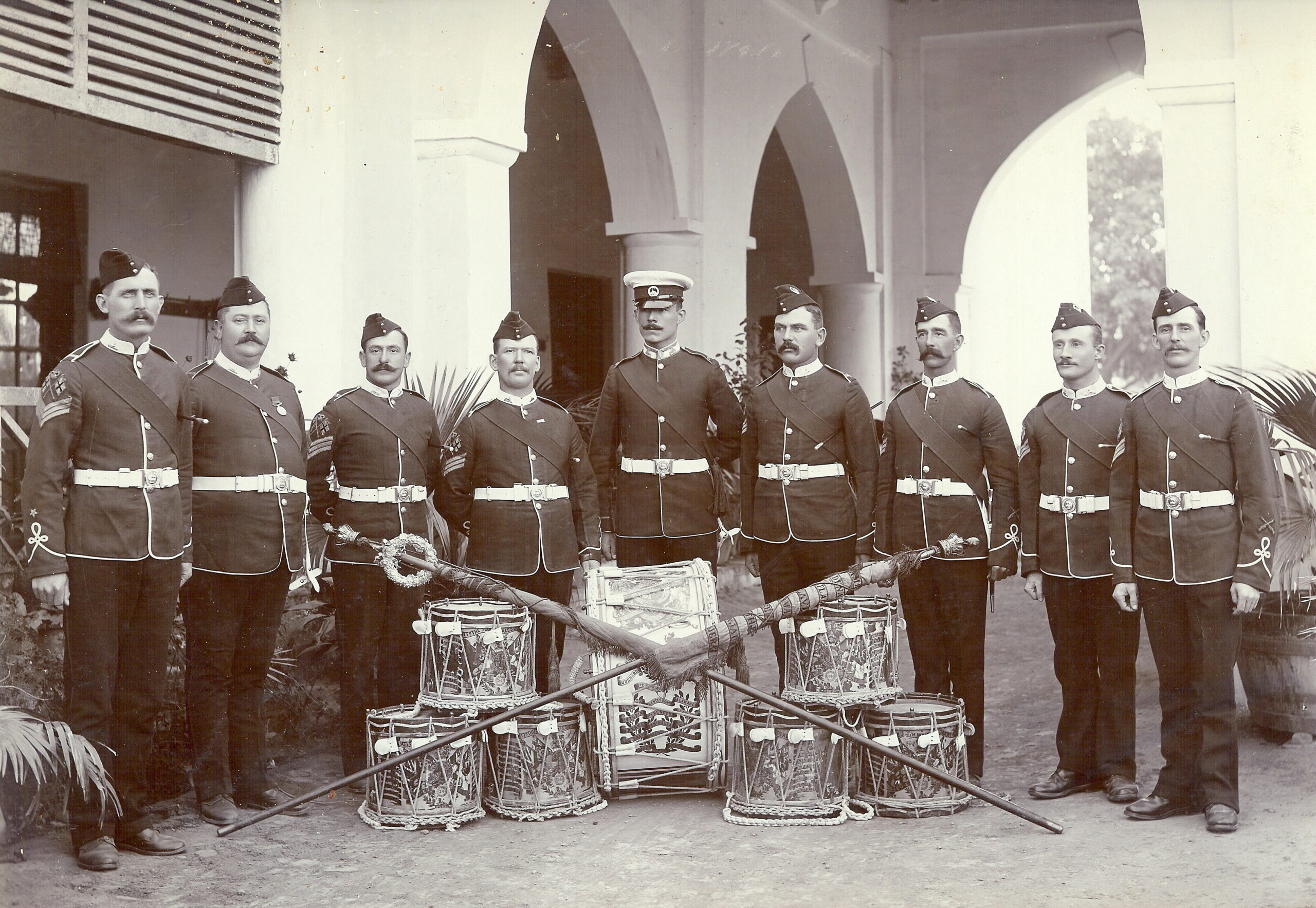 South Wales Borderers and the Royal Garrison Artillery